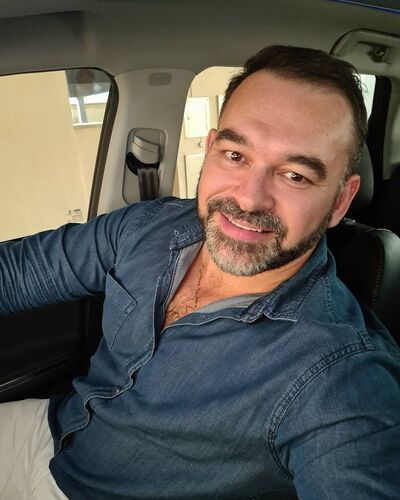  ,   Tom, 57 ,     , c 