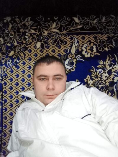  ,   Andrei, 33 ,   