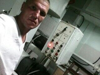  -,   , 37 ,     , c 