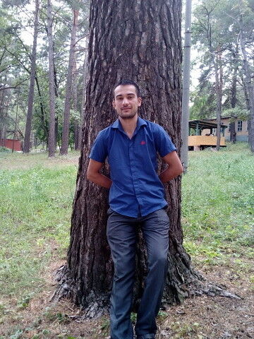  ,   Farxod, 33 ,   