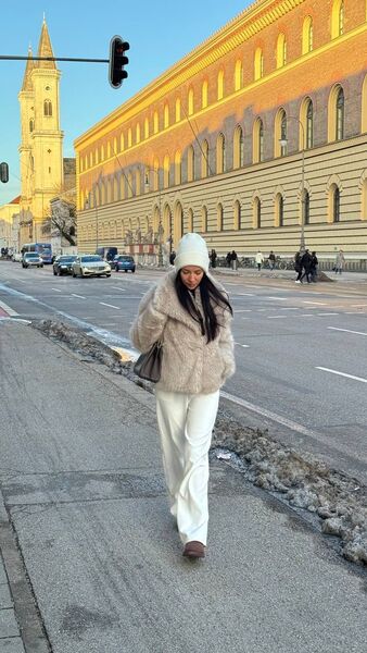  Pazarkoy,   , 28 ,   ,   