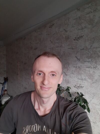  ,   Maxim, 37 ,     , 