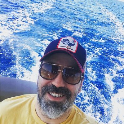  ?,   Michael, 47 ,   ,   