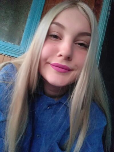  ,   Angelina, 22 ,   ,   