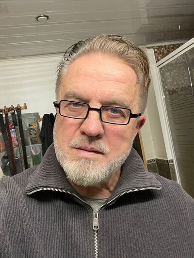  ,   Gennadiy, 58 ,   ,   