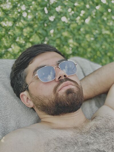  ,   Ilia, 32 ,   ,   