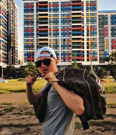  -,   Marlon, 37 ,   ,   