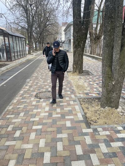  ,   Zubayr, 24 ,   ,   
