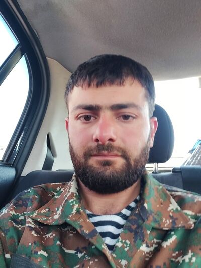  ,   Armen, 34 ,   ,   , c 
