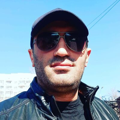 ,   Artur, 42 ,   ,   , c 