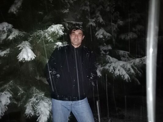  ,   Azat, 41 ,   ,   , c 