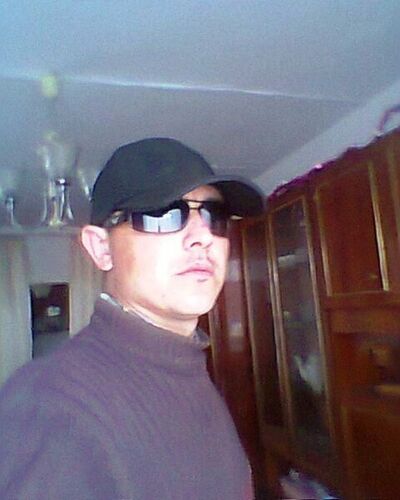  ,   Pawel, 41 ,   