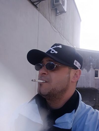  ,   Kurt, 45 ,   