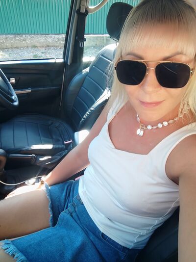  ,   Kristina, 41 ,   , 