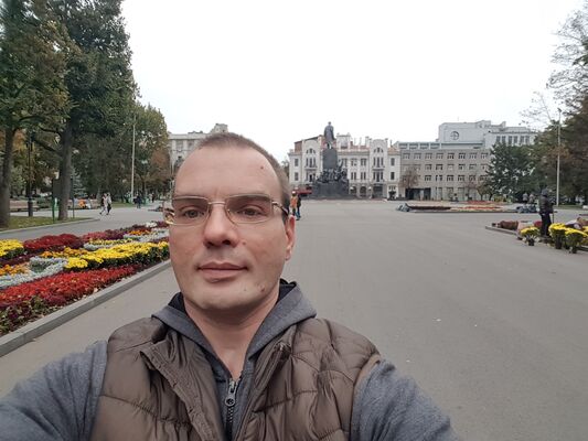  ,   Alexej, 42 ,   ,   , c , 