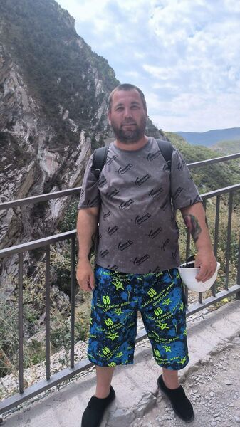  ,   Sarvar, 47 ,   ,   , c , 