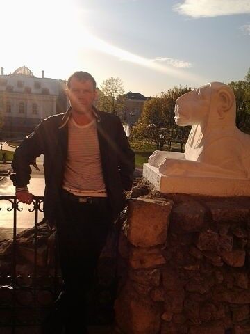  ,   Grisha, 44 ,   