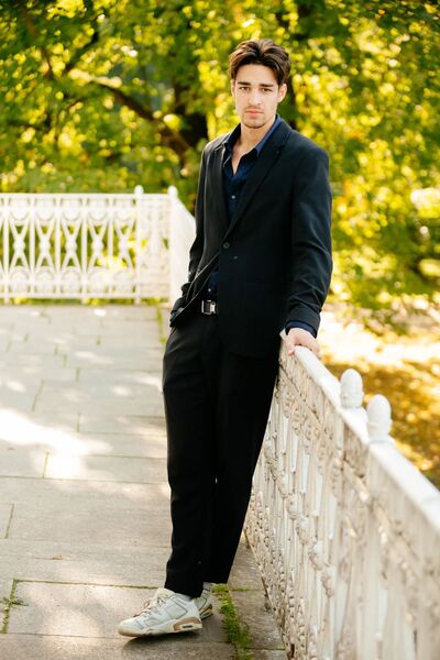  -,   Maksim, 19 ,   ,   