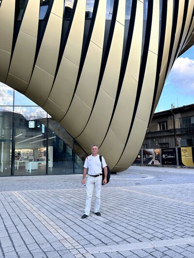  ,   Ivan, 52 ,   ,   