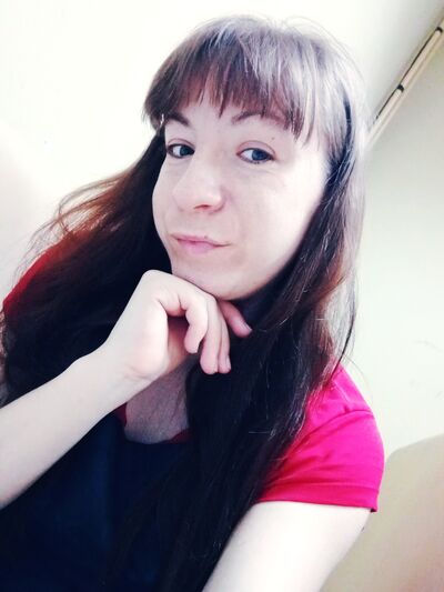  ,   Viktoria, 31 ,   ,   