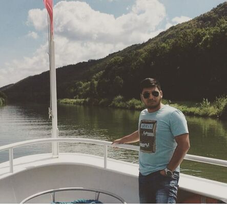 ,   Hamid, 31 ,   ,   
