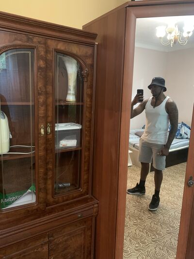  ,   Antonio, 23 ,   ,   