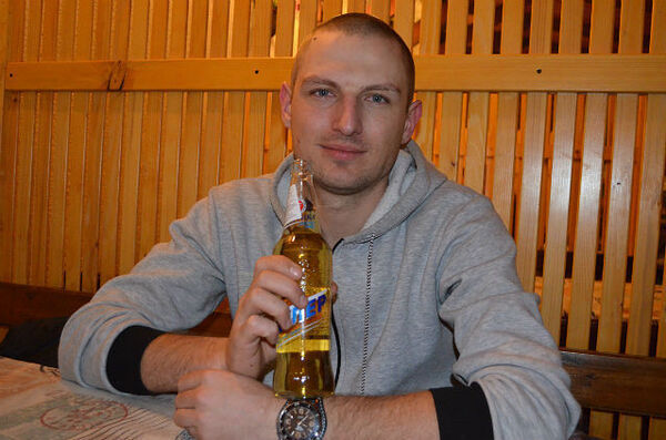  ,   Vlad, 38 ,   ,   , c , 