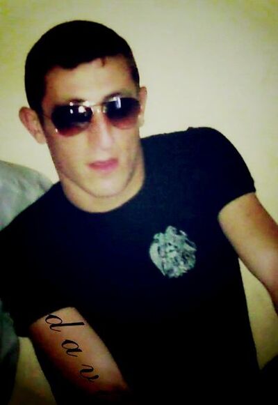  ,   David, 32 ,   