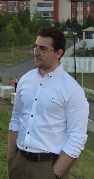  ,   Igor, 26 ,   ,   