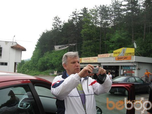  2042578  Andrei, 61 ,    
