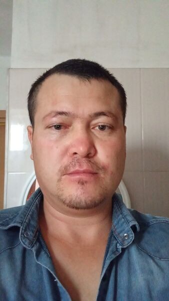  ,   Axmed, 38 ,   ,   