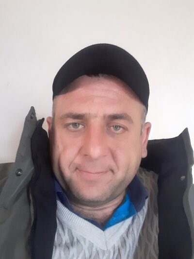  ,   Samir, 42 ,   c 