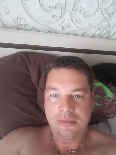  ,   Igor, 44 ,   