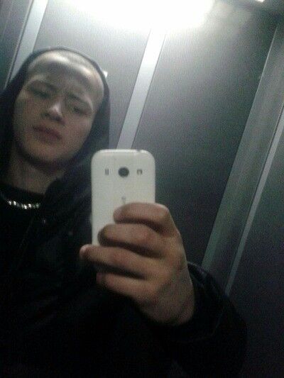 ,   Anvar, 28 ,   