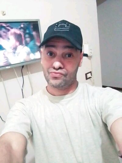  ,   Wael, 45 ,   ,   , c 