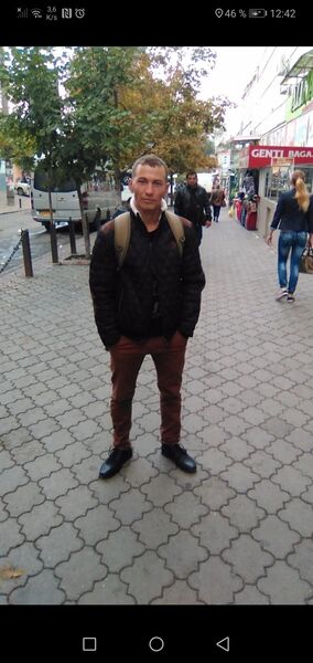  ,   Valerii, 35 ,   ,   , c 