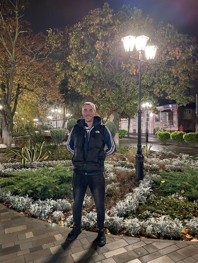  ,   Jurii, 41 ,   ,   , c 