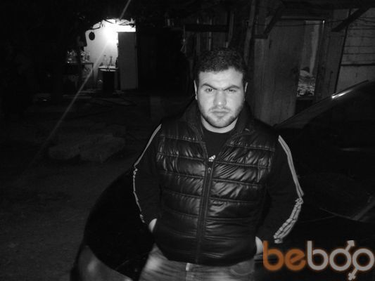  ,   Ernest, 32 ,   