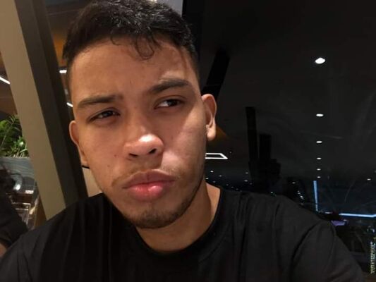  --,   Henrique, 24 ,   ,   