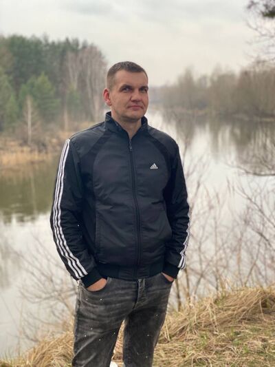  ,   Igor, 42 ,   ,   