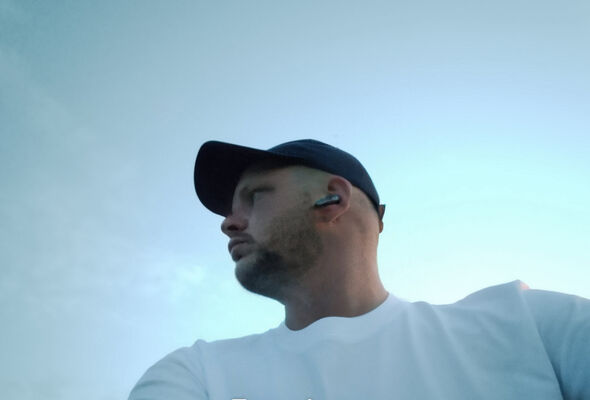  ,   SergiusLucas, 40 ,   ,   , c , 