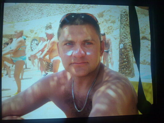  ,   Vlad, 45 ,   