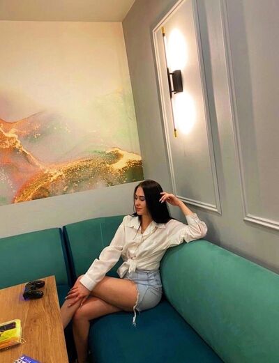  Pusan,   Liza, 26 ,   ,   , c , 