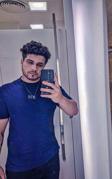  -,   Enrico, 26 ,   , 