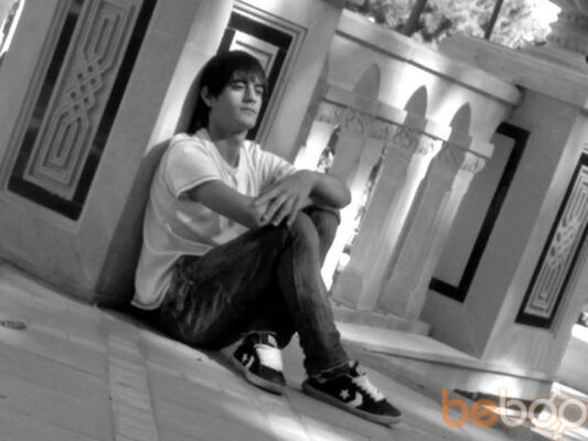  ,   Zaur, 33 ,  