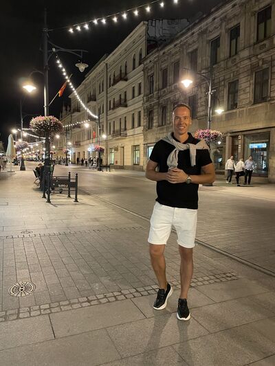 Warszawa,   Dzmitry, 35 ,   ,   , c , 
