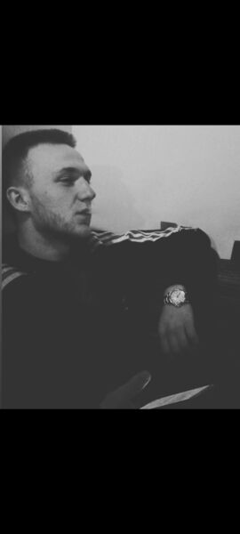  ,   Zakhar, 22 ,   ,   , c 