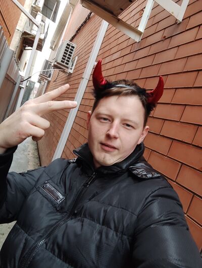  ,   Farenz, 27 ,   c 