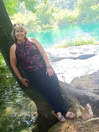  ,   LENA, 51 ,   ,   , c 