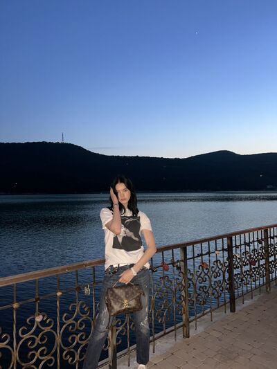  ,   Vera, 20 ,   ,   